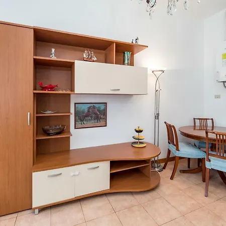 아파트 Viale Corsica *